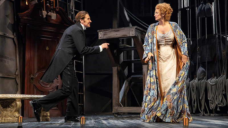 Jason Butler Harner and Janet McTeer in <i>Bernhardt/Hamlet</i>. Photo by Joan Marcus.