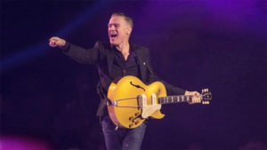 Surprise Performance from Bryan Adams at <i>Pretty Woman: The Musical</i>