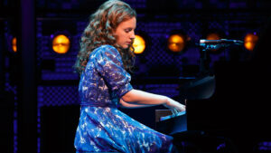 Long-Running Hit Musical <i>Beautiful</i> to Say Goodbye This Fall