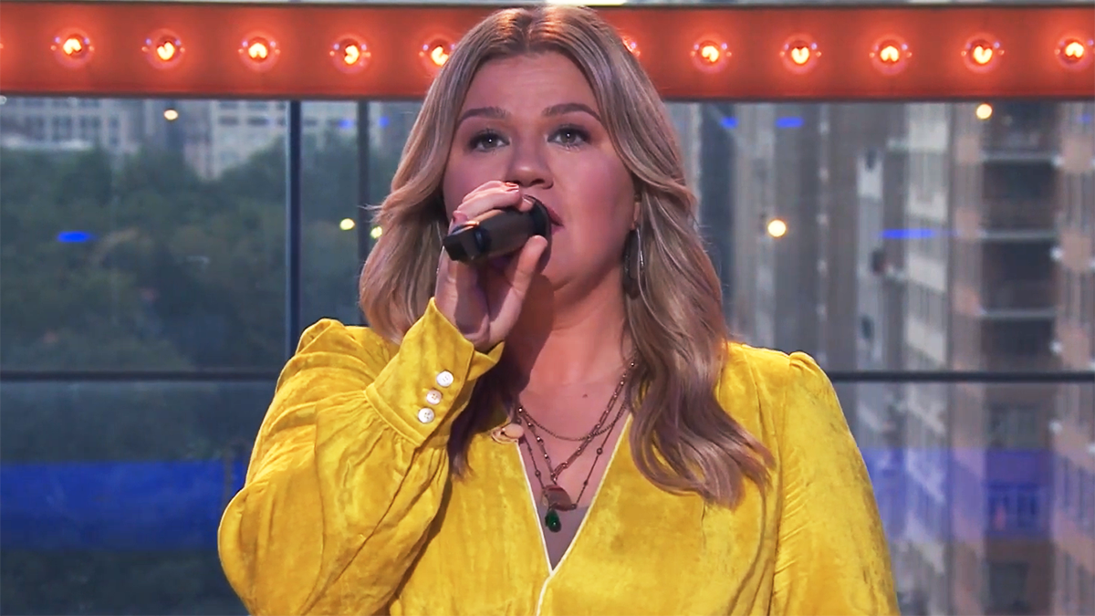 Watch Now: Kelly Clarkson Sings “Losing My Mind” from Sondheim’s <i>Follies</i>