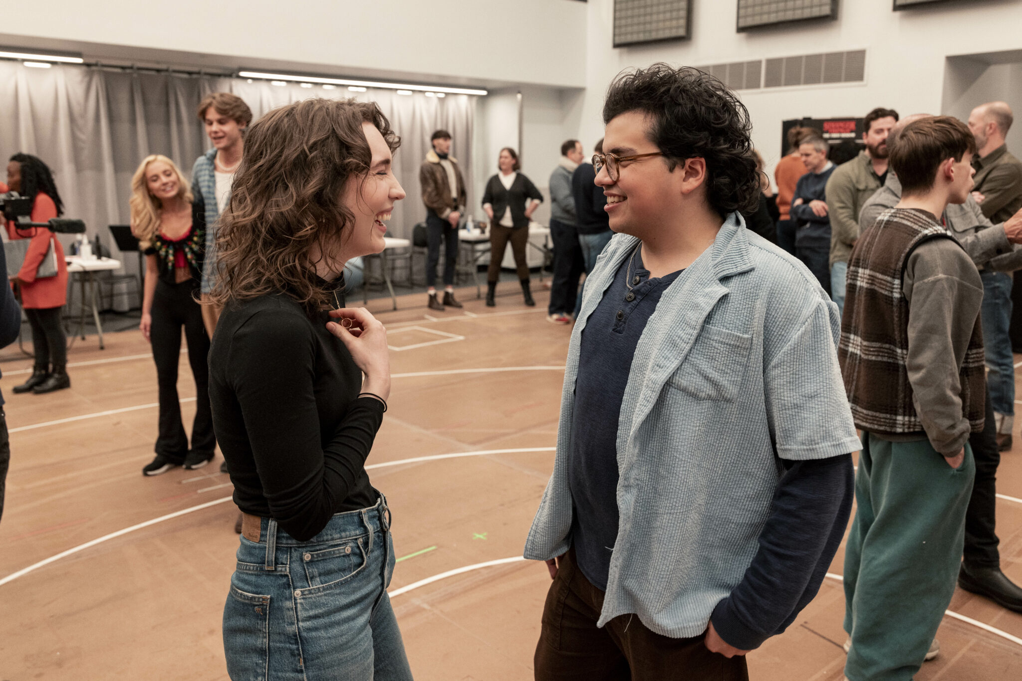 Stranger Things Announces Full Broadway Cast, First Look at Rehearsals