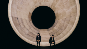 First Look: Preview of Keanu Reeves & Alex Winter in <i>Waiting For Godot</i>